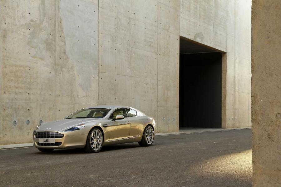  Aston Martin Rapide 2010 года  (фото 27 из 190)